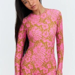 Benoa Swim Garden one piece surf suit sonora size M